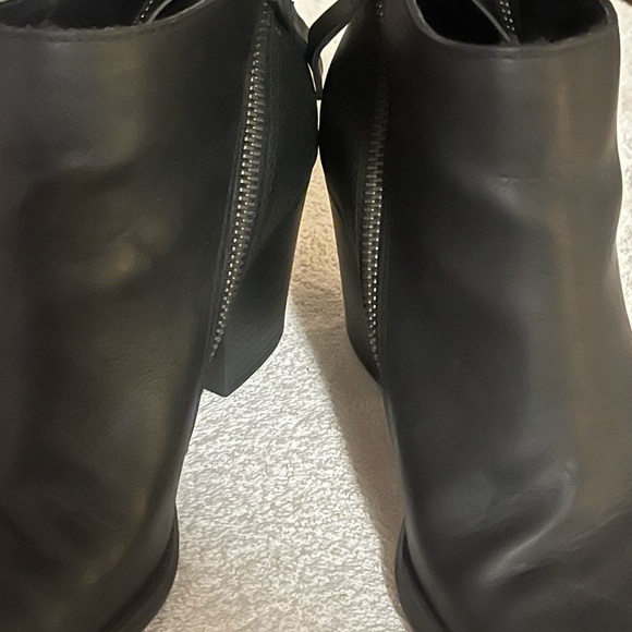 DV Dolce Vita Black Boots Sz 7 - Picture 10 of 13